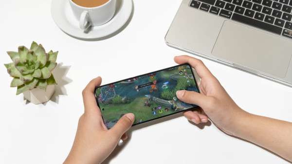 vivo V29e Resmi Meluncur Sebagai Seri V29 Terbaru, Tawarkan Group Photo Lebih Luas dan Jernih