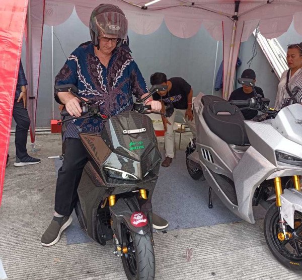 Motor Listrik Hasil Riset Panjang Anak Bangsa, Bisa Diajak Ngebut dan Touring Jauh