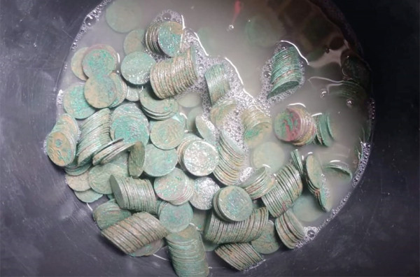Wow! Harta Karun Kendi VOC 1792 Ditemukan di Pandeglang Banten