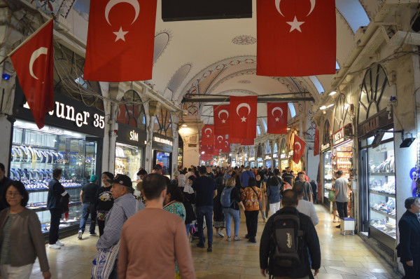 10 Tempat Wisata di Istanbul Turki yang Wajib Dikunjungi Turis Indonesia