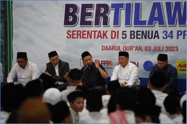 Baca Qur’an Serentak di 5 Benua, Yusuf Mansur Bersyukur Daarul Qur'an Raih Rekor MURI Dunia