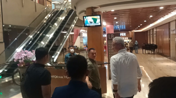 Ganjar Pranowo Jenguk Doni Monardo di Rumah Sakit Siloam Malam Ini