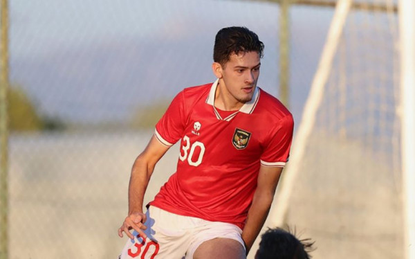 Perbandingan 3 Bek Abroad Timnas Indonesia, Siapa Lebih Tangguh?