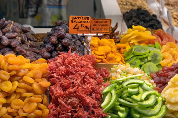 5 Makanan yang Berbahaya Dikonsumsi di Malam Hari, Ganggu Pencernaan