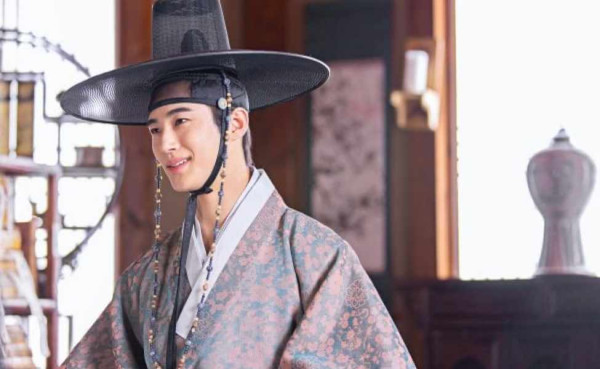7 Drakor dari Byeon Woo-Seok, Bandar Narkoba dari Strong Girl Namsoon