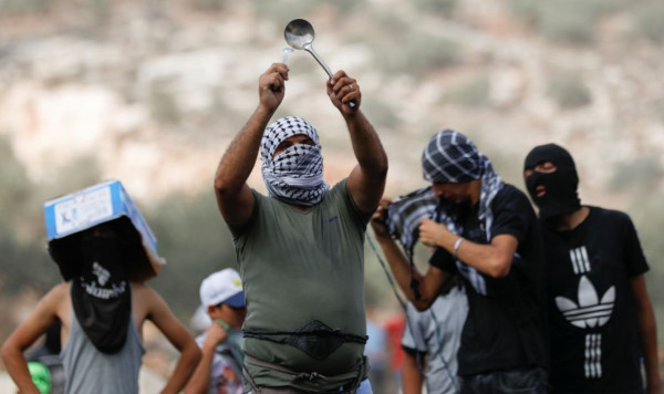 4 dari 10 Pria Palestina Pernah Ditahan di Penjara Israel, Kenapa Itu Terjadi?
