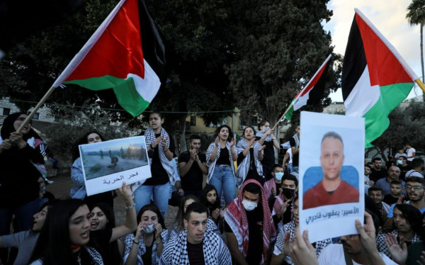 4 dari 10 Pria Palestina Pernah Ditahan di Penjara Israel, Kenapa Itu Terjadi?