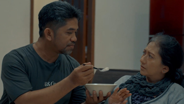 Review Film Hari Ke-40: Demonstrasi Berujung Rasa Cemas