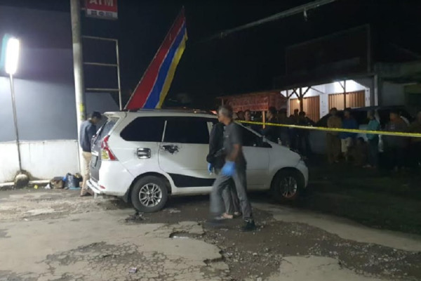 Sukabumi Geger! Pria Diikat Lakban Ditemukan Tewas Dalam Mobil
