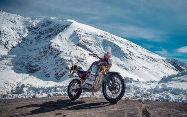 Royal Enfield Perkenalkan Motor Listrik Pertama di Ajang EICMA Italia