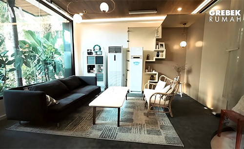 6 Potret Rumah Rachel Vennya Seharga Rp50 Miliar, Ada Invisible Mini Pantry di Kamar Pribadi