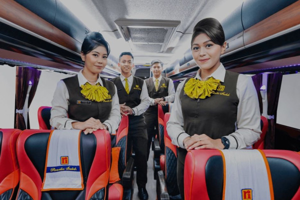 5 PO Bus yang Punya Staf Pramugari Bak Pesawat, Tertarik Coba?