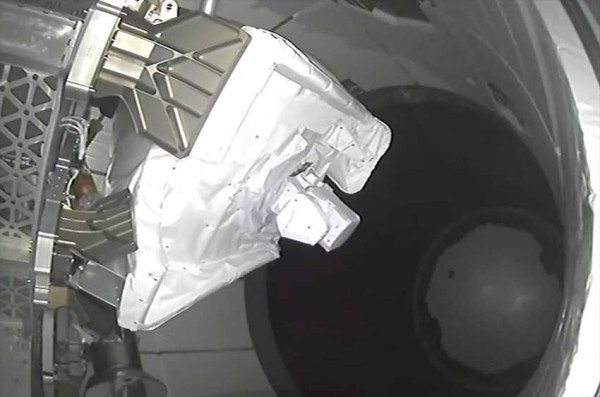 SpaceX Luncurkan Misi Kargo Ke-29 ke Stasiun Luar Angkasa, Ini Isi Muatan Seberat 2.950 Kg