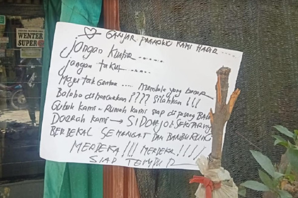 Demi Ganjar, Warga Ramai-ramai Ikhlaskan Rumah dan Tanahnya untuk Baliho Ganjar-Mahfud