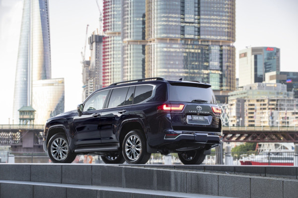 Toyota Siapkan Land Cruiser Bertenaga Hidrogen, Hapus Stigma Boros?