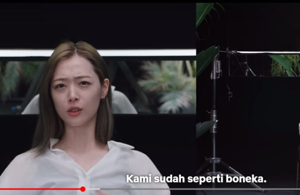 7+ Ucapan Suli yang Memilukan dari Film Persona: Sulli, 'Kami Sudah Seperti Boneka'