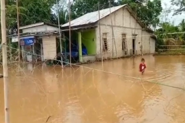 Banjir Terjang Banyumas, Ratusan Rumah Terendam dan Jalan Terputus