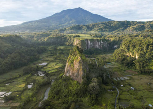 5 Destinasi Wisata Indonesia yang Ada di Uang Kertas