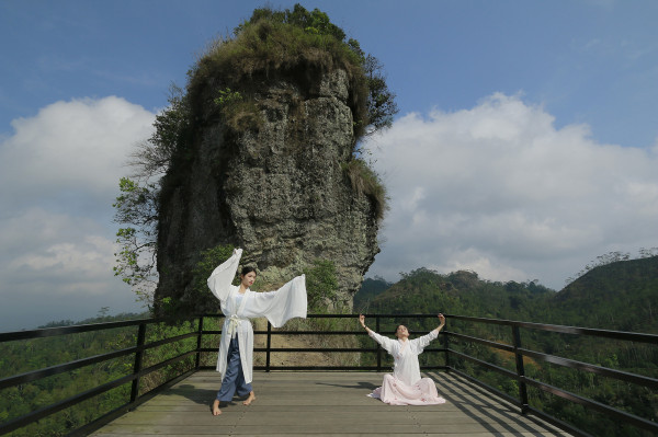 5 Tempat Wisata Menarik di Kulon Progo, Kota Unik yang Dikunjungi Ganjar Pranowo