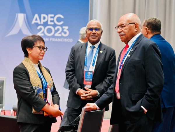 Trilateral dengan Fiji dan Papua Nugini, Jokowi: Indonesia Berkomitmen Jadikan Kawasan Pasifik Damai