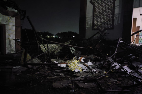 Hujan Deras dan Angin Kencang, Menara Masjid di Tajurhalang Bogor Ambruk