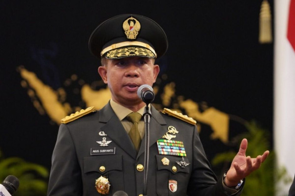 Perbandingan Karier Militer Jenderal TNI Agus Subiyanto dengan Laksamana Yudo Margono