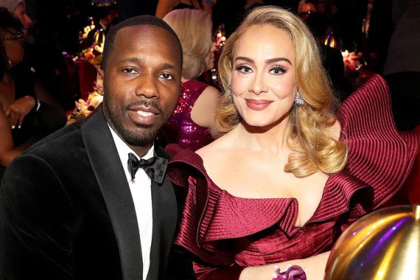Adele Dikabarkan Diam-diam Sudah Menikah dengan Rich Paul