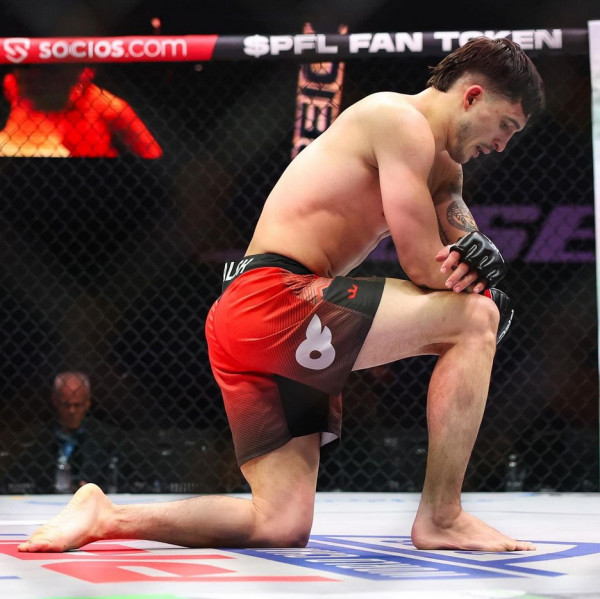 Biaggio Ali Walsh Cucu Muhammad Ali Dedikasikan Kemenangan KO atas Joel Lopez untuk Palestina