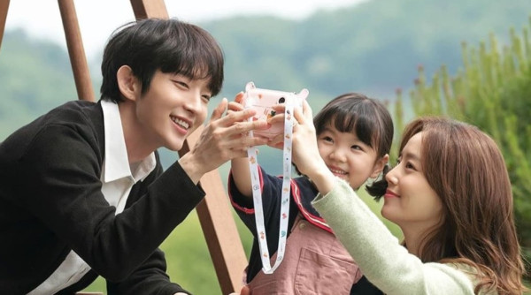 10 Drakor Romantis Rating Tertinggi Sedekade Terakhir di MyDramaList