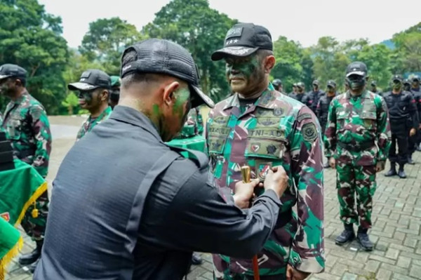 Jenderal TNI Alumni Akmil 90-an Berkarier Cemerlang, Nomor 2 Baru Dilantik Jadi Panglima TNI