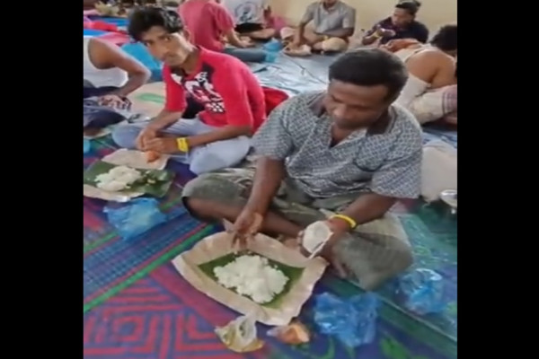 Viral! Pengungsi Rohingya di Aceh Kecewa Dapat Nasi Sedikit