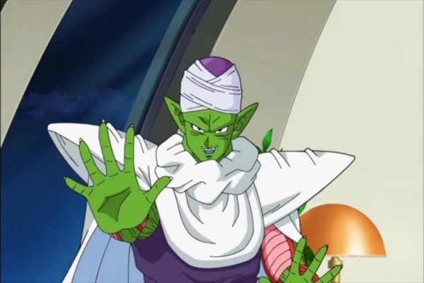 10 Karakter Anime dengan Jubah Paling Keren dan Stylish