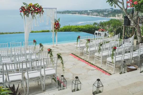 7 Rekomendasi Tempat Nikah di Bali yang Biasa Digunakan Artis