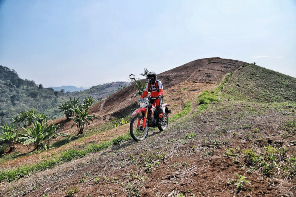 Rekomendasi Lokasi Trek Motor Trail Dekat Jakarta, Bisa Jadi Tempat Healing di Musim Hujan