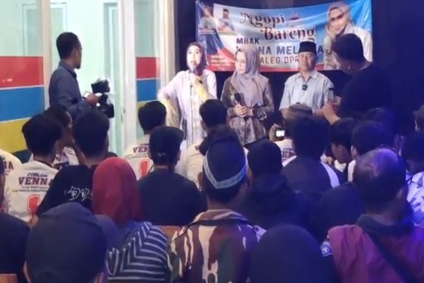 Asyik! Caleg Perindo Venna Melinda Ajak Warga Kediri Ngopi Bareng, Ini yang Dibahas