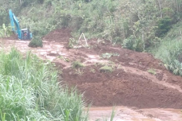 Longsor Jalur Rel Ganda Banyumas, KAI Datangkan Alat Berat