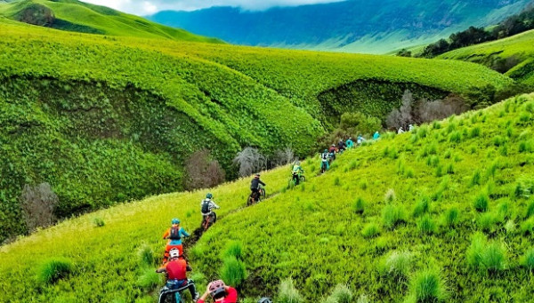 Komunitas MTB Yeti Tribe Indonesia Gelar Nasional Gathering ke-8 di Bromo