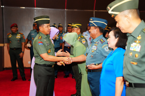 Selamat! 37 Perwira Tinggi TNI Naik Pangkat