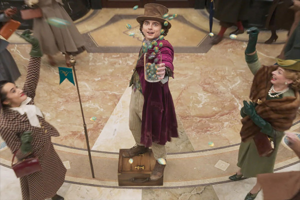 Review Film Wonka: Tontonan Aneh yang Ternyata Menghibur