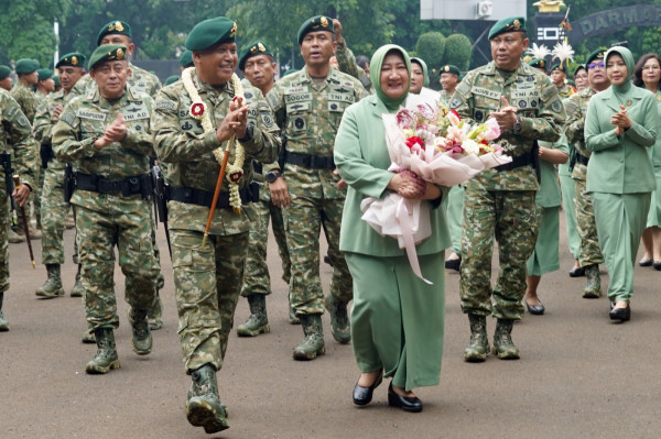 Mayjen TNI Muhammad Saleh Mustafa Resmi Jabat Pangkostrad