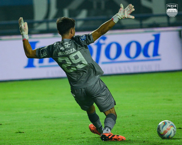 Hasil Liga 1: Nodai Debut Kevin Mendoza, Persik Gulung Persib 2-0
