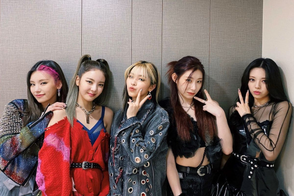 9 Nama Fandom K-Pop Paling Aneh, Kamu Setuju?