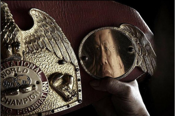 Prestasi dan Gelar Juara Ellyas Pical, Legenda Tinju Indonesia yang Menggemparkan