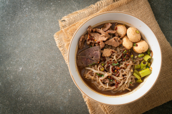 10 Makanan di Dunia yang Terbuat dari Darah, Berani Coba?
