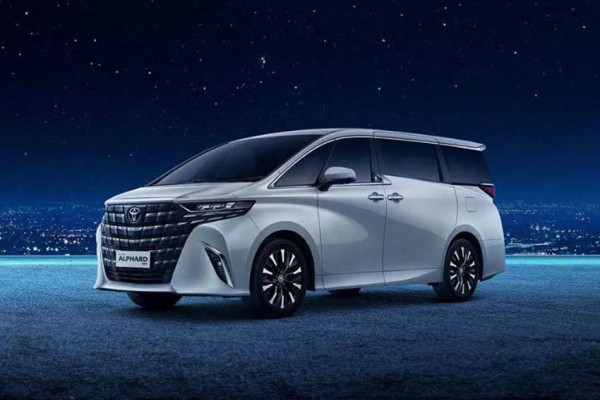 Libur Panjang Nataru Ala Sultan, Cek Harga Sewa Palisade dan Alphard Baru