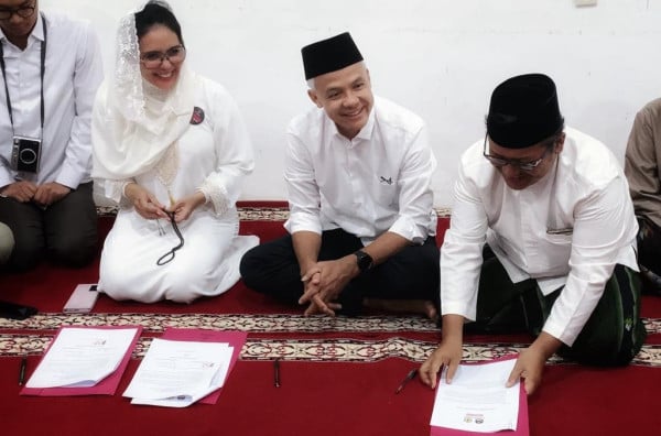 Ganjar Teken Piagam Perjuangan Nurul Huda, Simak Isinya