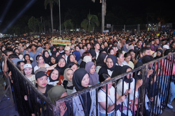 Kemeriahan Pesta Rakyat Ganjar-Mahfud di Pati, Diserbu Puluhan Ribu Warga