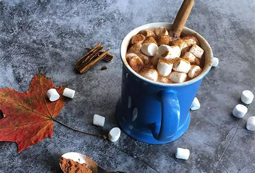 5 Minuman Khas Natal Indonesia, Cocok Dihidangkan untuk Keluarga