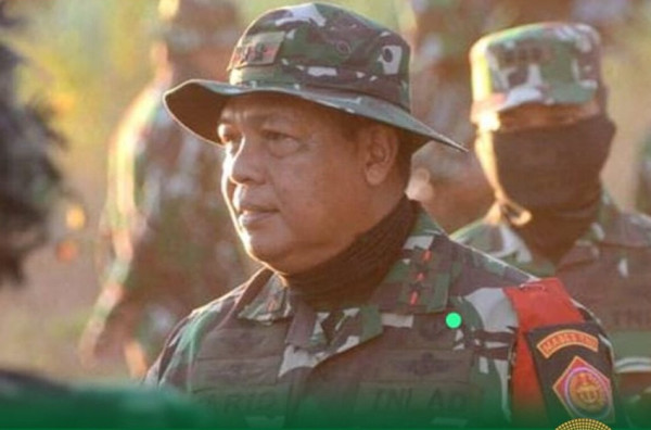 Sertijab, Anak Pasar Resmi Jabat Kaskostrad