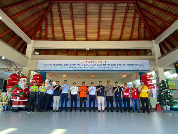 Resmikan Operasional Posko Nataru di 15 Bandara, AP1 Targetkan Layani 3,6 Juta Penumpang